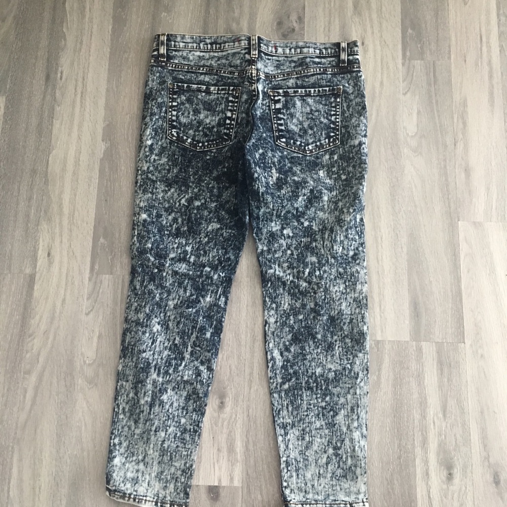 Acid Distressed Jeans - Picture 2 of 3
